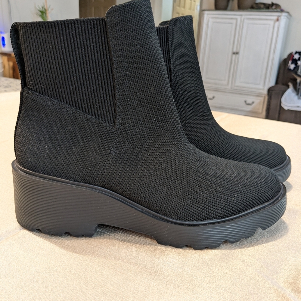 VIVAIA Round-Toe Chunky Plateform Stylish Black Travel Boots Women's 8.5